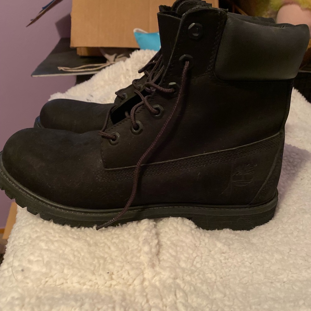 Timberlands - Picture 3 of 3